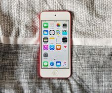 iPod Touch 5th Generation 32GB Red