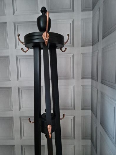 coat hanger stand