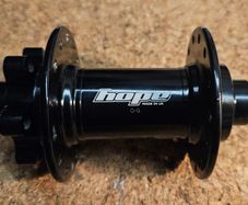 Hope Pro4 110 front hub