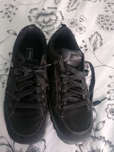beautiful ladies leather skechers