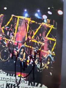 KISS: MTV Unplugged 1996 - UK VHS - (Autographed by Eric Singer)