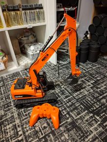 Huina excavator