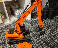 Huina excavator