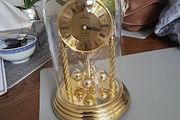 Clock quartz anniversary chiming