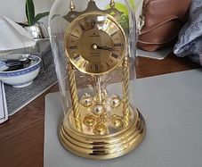 Clock quartz anniversary