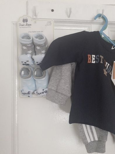 Baby boy bundle 0-3 months .All new with tags .Addidas tracksuit Name it top Dunnes hat and gloves Pack of 7 socks .Pack of 2 pair of rattle socks plus free summer hat new and green cable knit jumper all new 17 euro the lot