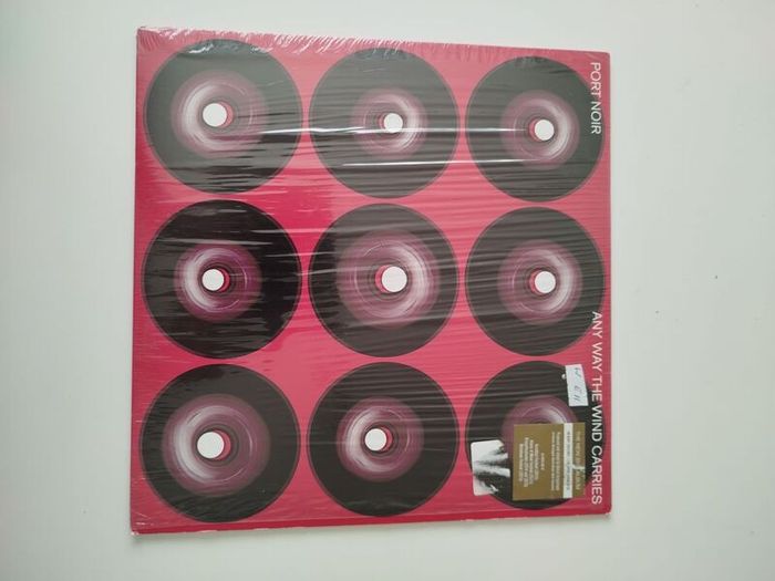 Port Noir vinyl