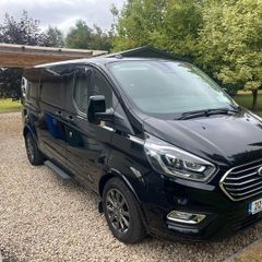 Ford Tourneo Custom - 8 seater AUTOMATIC