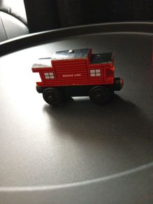 Thomas & Friends Wooden Railway Sodor Line Caboose 2003