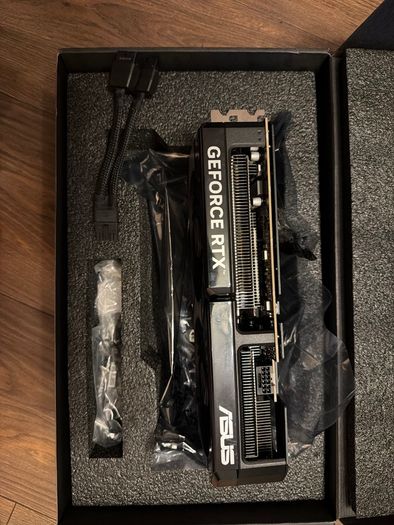 Rtx 5070 12gb Asus 2x Fan (gone after today)