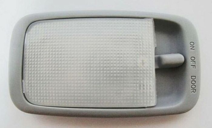 Toyota Corolla E11 97-02 Main Interior Courtesy Dome Lamp