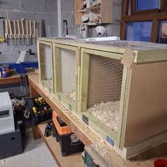 Poultry show pens