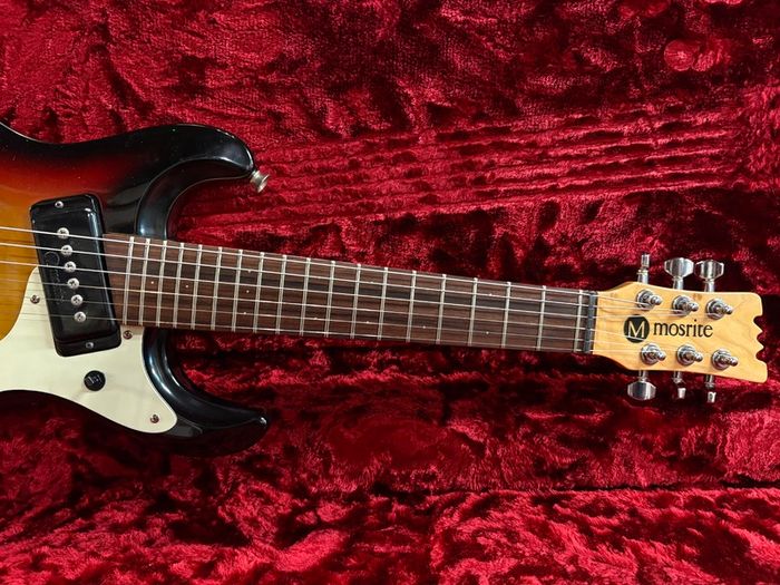 Mosrite Ventures Mini Sunburst 1990's