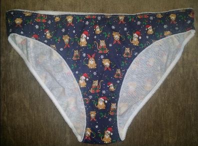 Brand new full briefs Cats Secret Possessions size UK18/20 EUR46/48 Postage included