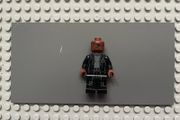 lego super heroes sh0585 Nick Fury - Gray Sweater and Black Trench Coat minifigure, Shirt Tail
