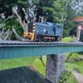00 gauge diesel train Image 2