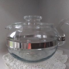 USA Pyrex Teapot