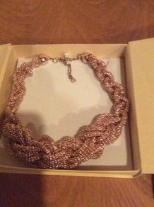 Rose necklace