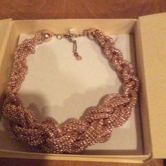 Rose necklace