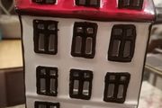 House Tealight Holder