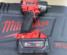 Milwaukee M18 FHIW2F12-502X Impact Wrench