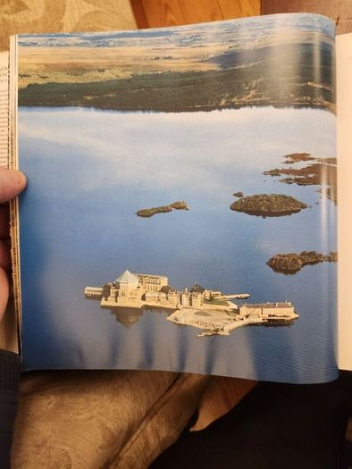 The Aerofilms Of Ireland From The Air  By Benedict Kiley. Large Volume Hardback With Dustjacket In Good Condition. 3.