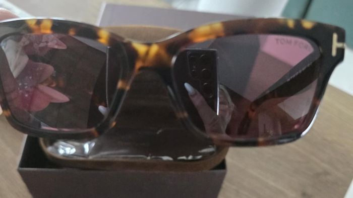 genuine Tom Ford sunglasses , those ultra luxury, head-turning