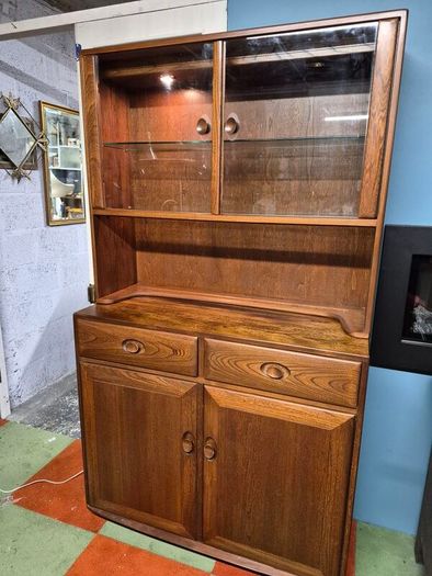 ercol Windsor display dresser drink cabnit