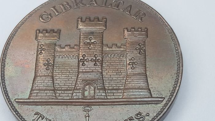 Gibraltar 2 Quarts 1942/1940 coin