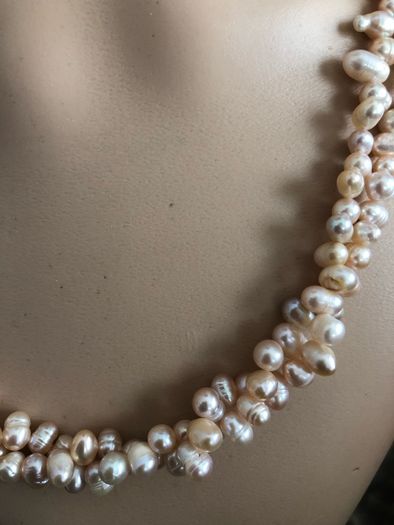 pearl necklace