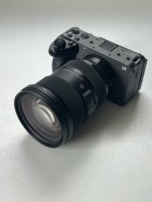 Sony FX3 Bundle - Sigma 24-70mm f/2.8 Art - DJI Ronin RS2 Pro