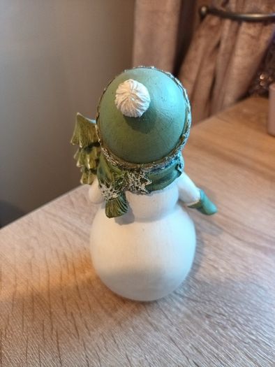 Carraig Donn christmas figure