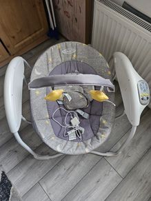Baby swing