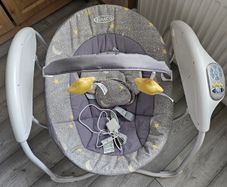 Baby swing