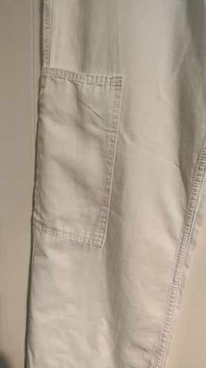 White Cargo Trousers UK16  Relaxed Fit & Everyday Style