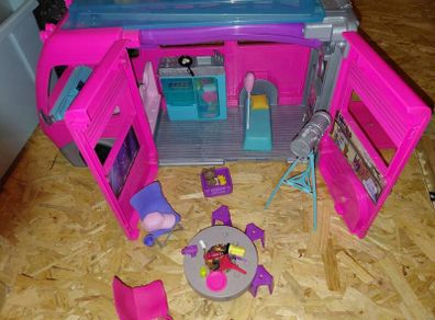 Barbie Camper van