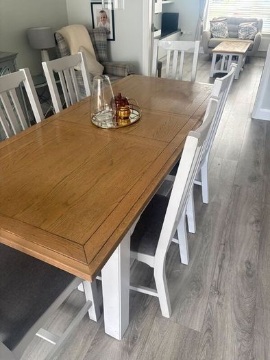 6 Seater Dining Table & Chairs