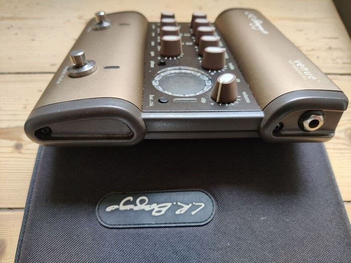 LR Baggs - Venue DI Acoustic Preamp (2 available)