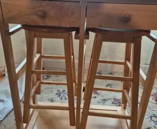 oak table / stool set