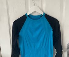 Men's crivit sports long sleeve base layer top size medium