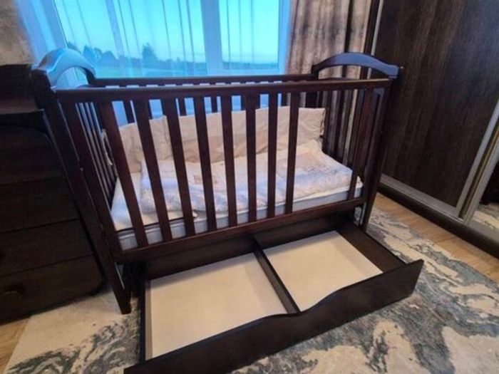 Cot bed