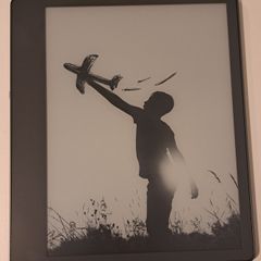 Amazon Kindle Scribe 32GB with Premium Pen. Excellent Condition