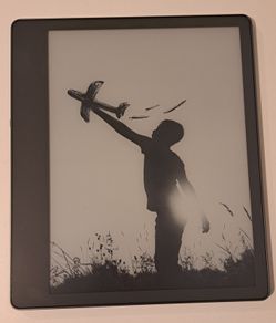 Amazon Kindle Scribe 32GB with Premium Pen. Excellent Condition