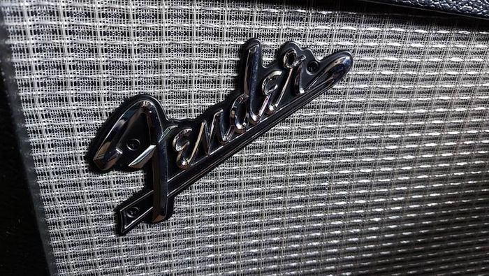 Fender Mustang 3 V2