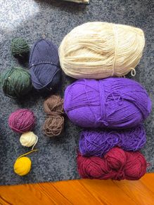 Aran weight yarn