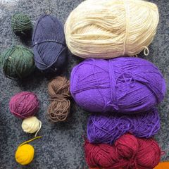 Aran weight yarn