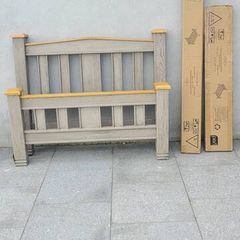 New 4ft 6 Grey Oak bedframe