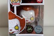 Funko Pop! IT Pennywise Dancing Glow-in-The-Dark Chase #1437