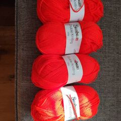 Sunbeam double knit yarn