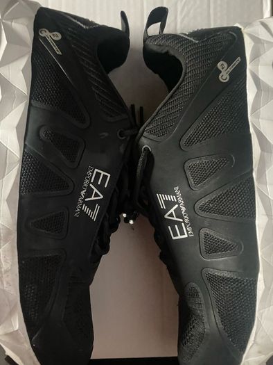 Armani mens running trainers size 41